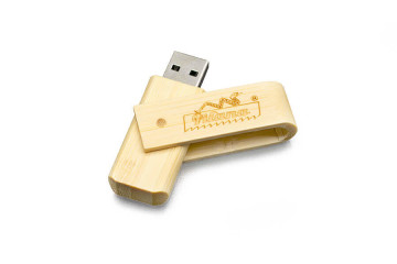 USB kľúč s potlačou - gravírovanie;USB klíč s potiskem - gravírování