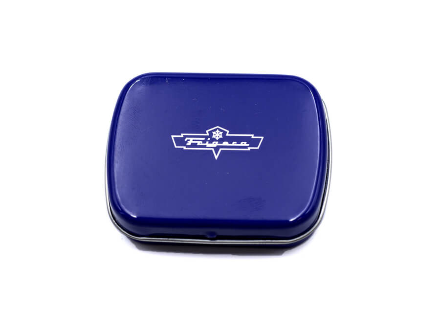 Cukríky v kovovom obale s potlačou - gravírovanie;Bonbony v kovovém obalu s potiskem - gravírování