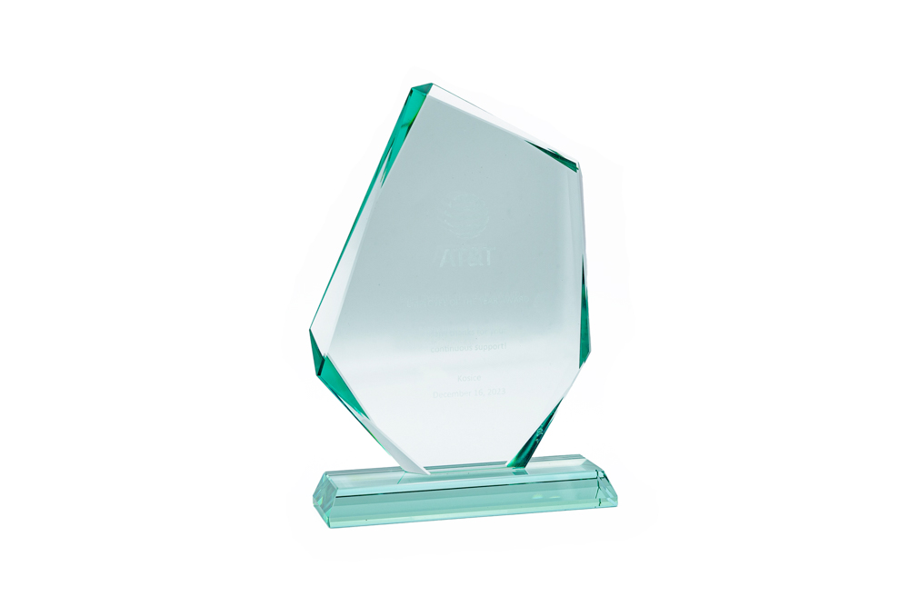 Trofej - Gravírovanie;Trofej - Gravírování