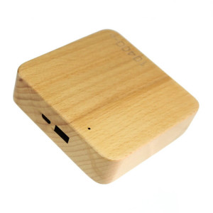 POWER BANK MIT HOLZGEHÄUSE, 10400 mAh - Reklamnepredmety