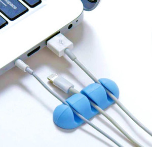 SELBSTKLEBENDER ORGANISATOR FÜR 3 KABEL - Reklamnepredmety