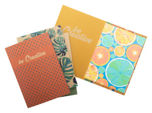 pohlednice s hadříkem na brýle - Reklamnepredmety