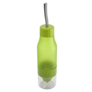 DELIGHT Sportflasche 600 ml mit Entsafter - Reklamnepredmety