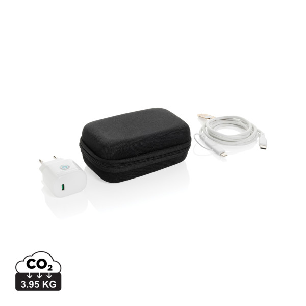 Ladeset 3 Stück Surge 20W USB C von RCS recycelt. Plastik