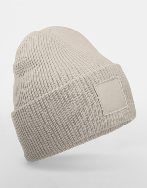 Deep Cuffed Tonal Patch Beanie - Reklamnepredmety