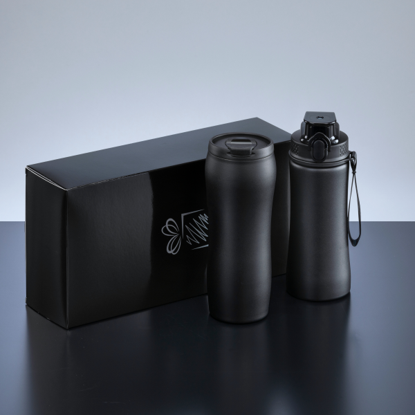 DRINKING SET: THERMOBECHER UND EDELSTAHLFLASCHE
