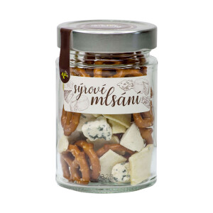 Käsesnack – eine Mischung aus gesalzenen Brezeln und gefriergetrocknetem Käse - Reklamnepredmety