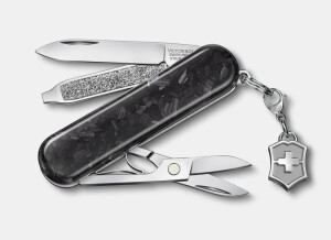 Victorinox Classic SD Brilantný karbón - Reklamnepredmety