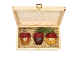 Geschenkset – TRIO HONEY mit einem Rock in einer Holzbox mit Verschluss und einem Honigglas - Reklamnepredmety